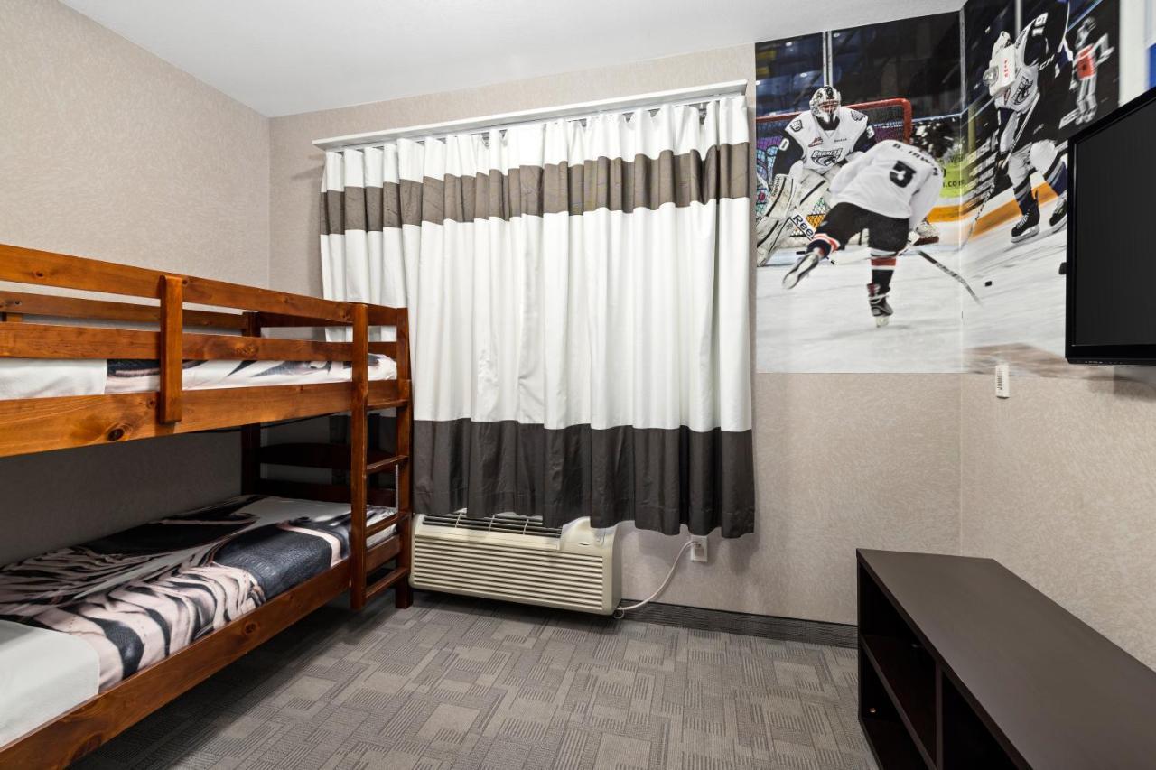 Home Inn & Suites - Swift Current Esterno foto